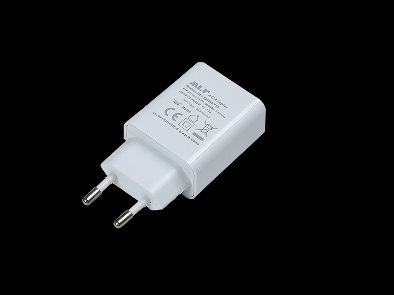 B28 QC18W 欧规单USB 充电器