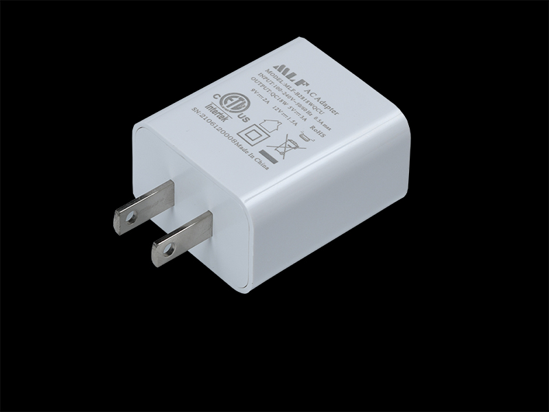 B28 QC18W  美规单USB 充电器