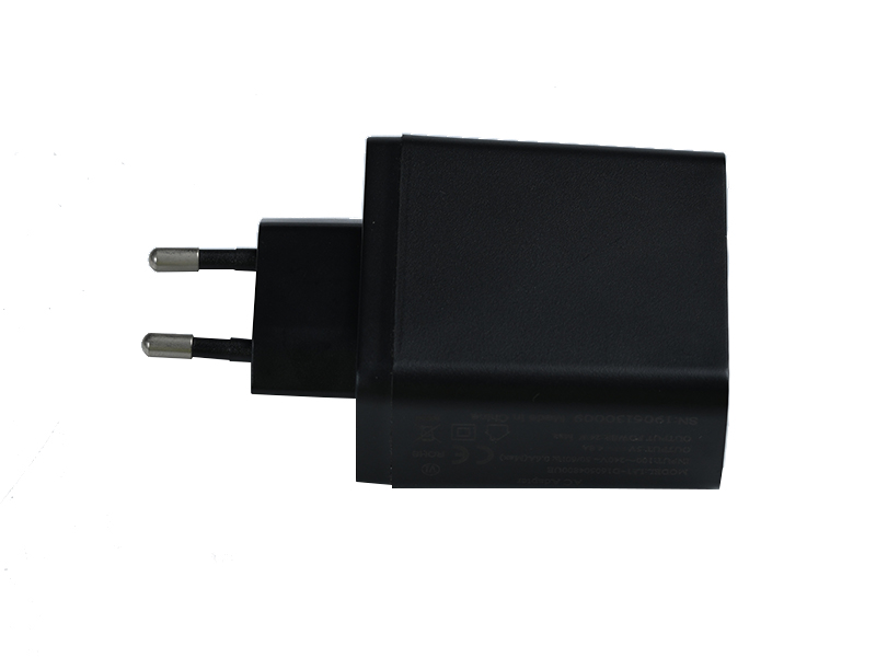 D16 24W European standard dual USB charger 